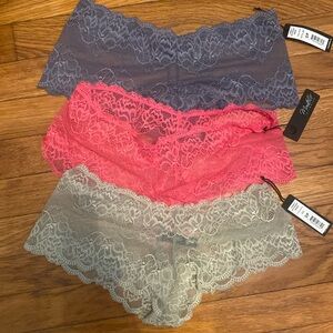 Lacy boy short undies